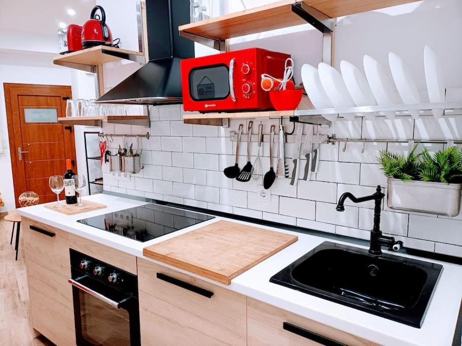 La Casita De Fernando Apartment เนร์คา ภายนอก รูปภาพ
